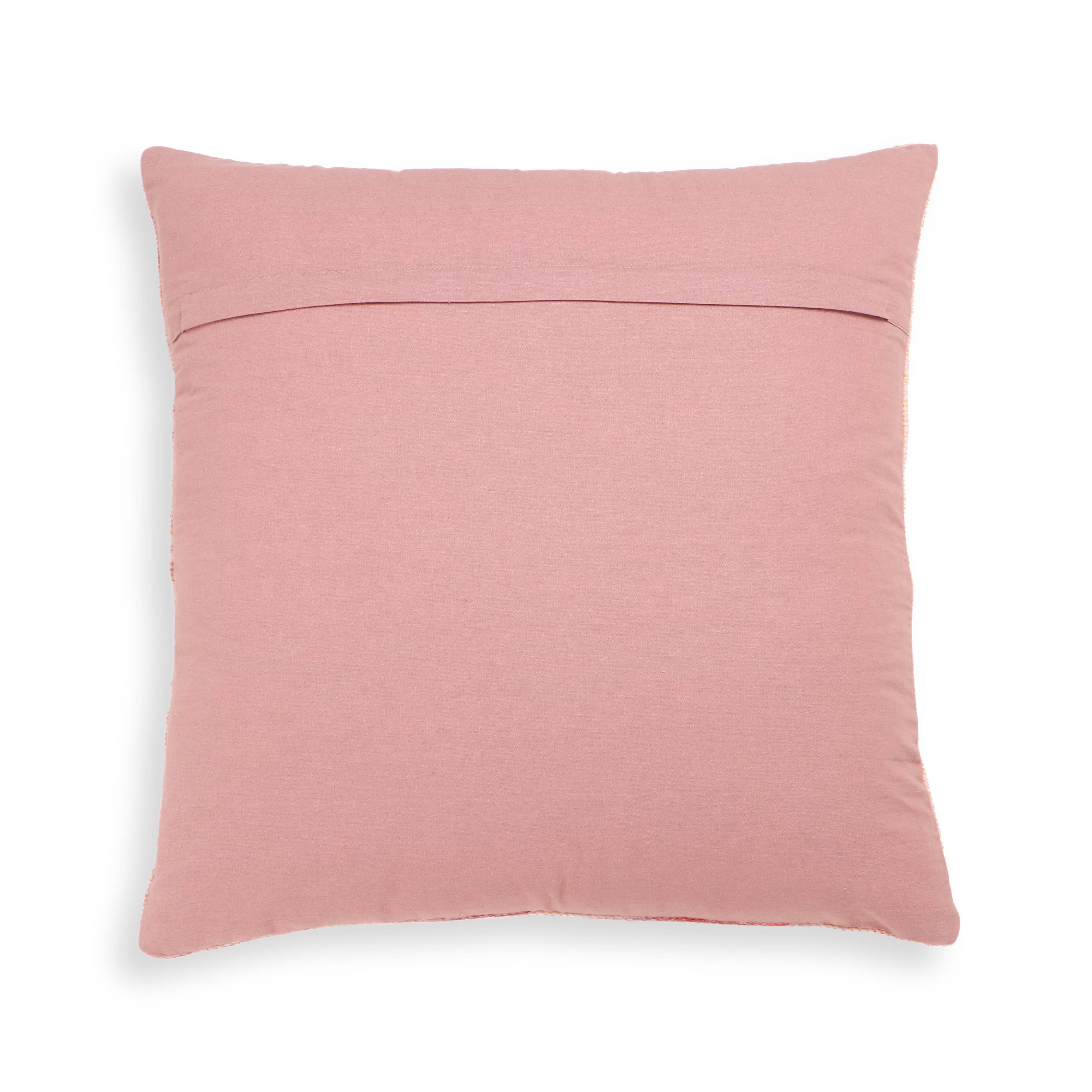 Fashion pink accent pillows