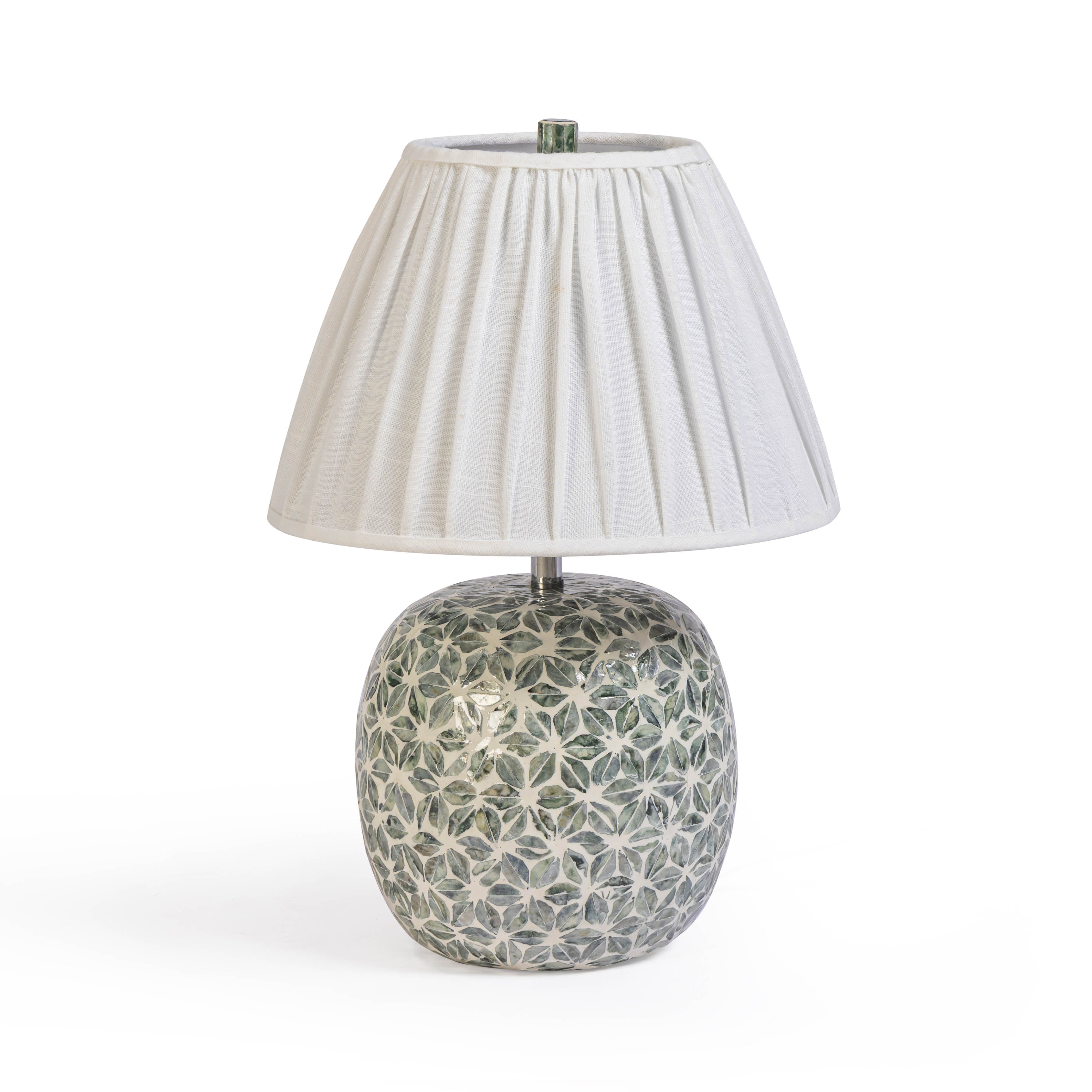 unico 照明　SHELL LAMP Yaya Green Capiz Shell Table Lamp | TOV Furniture