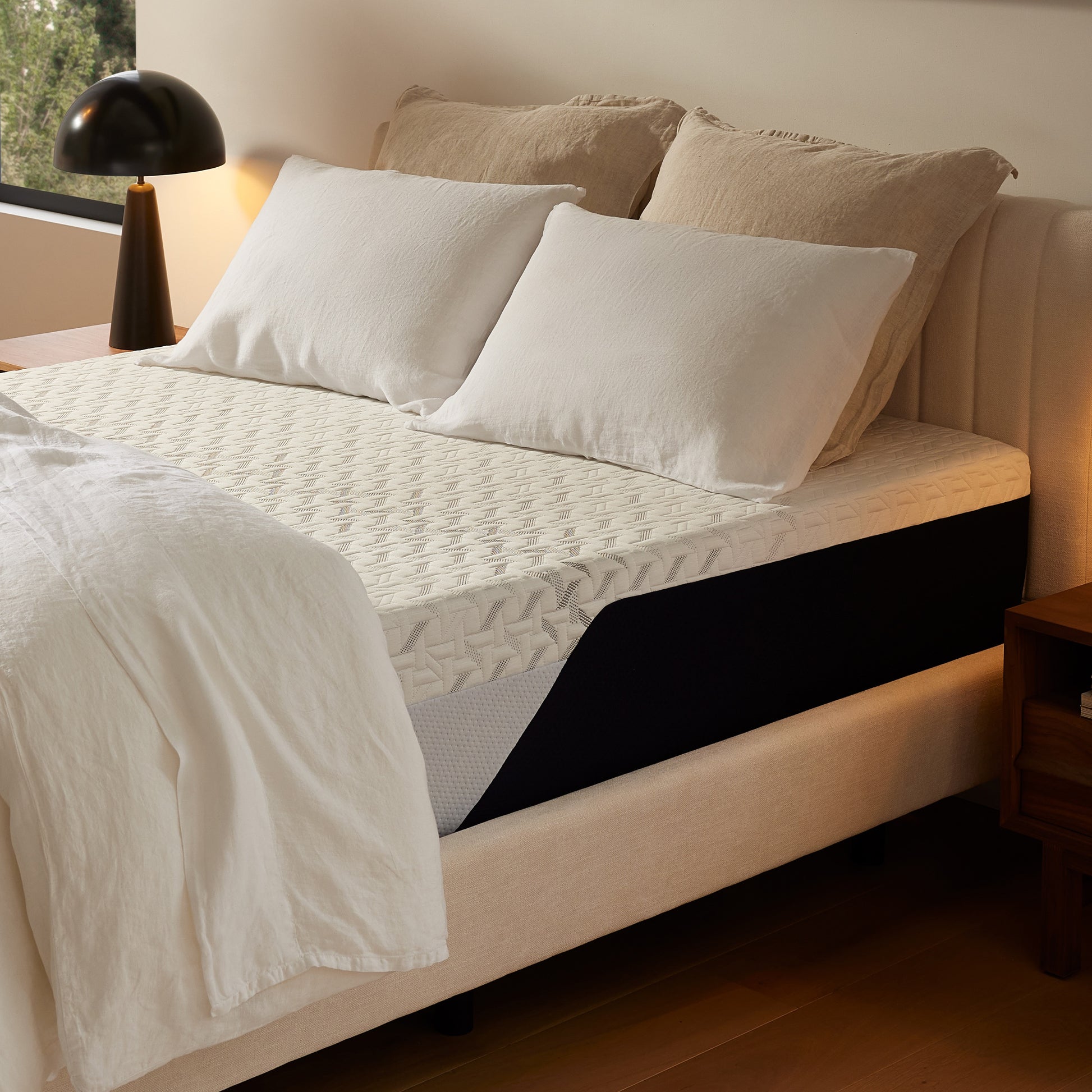 Nectar Foam Classic 5.1 White 12" Mattress - King - Image 2