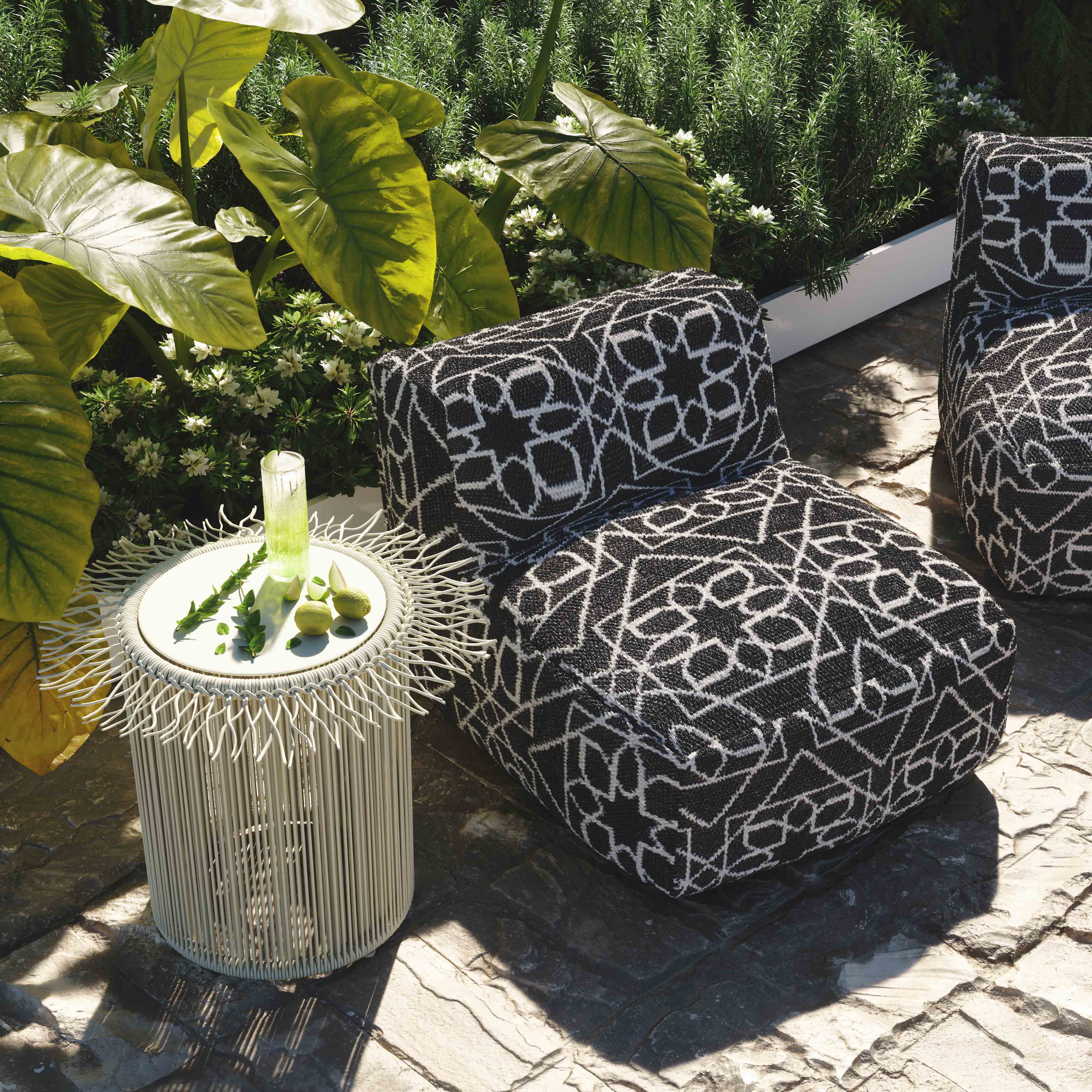 Outdoor black pouf hotsell