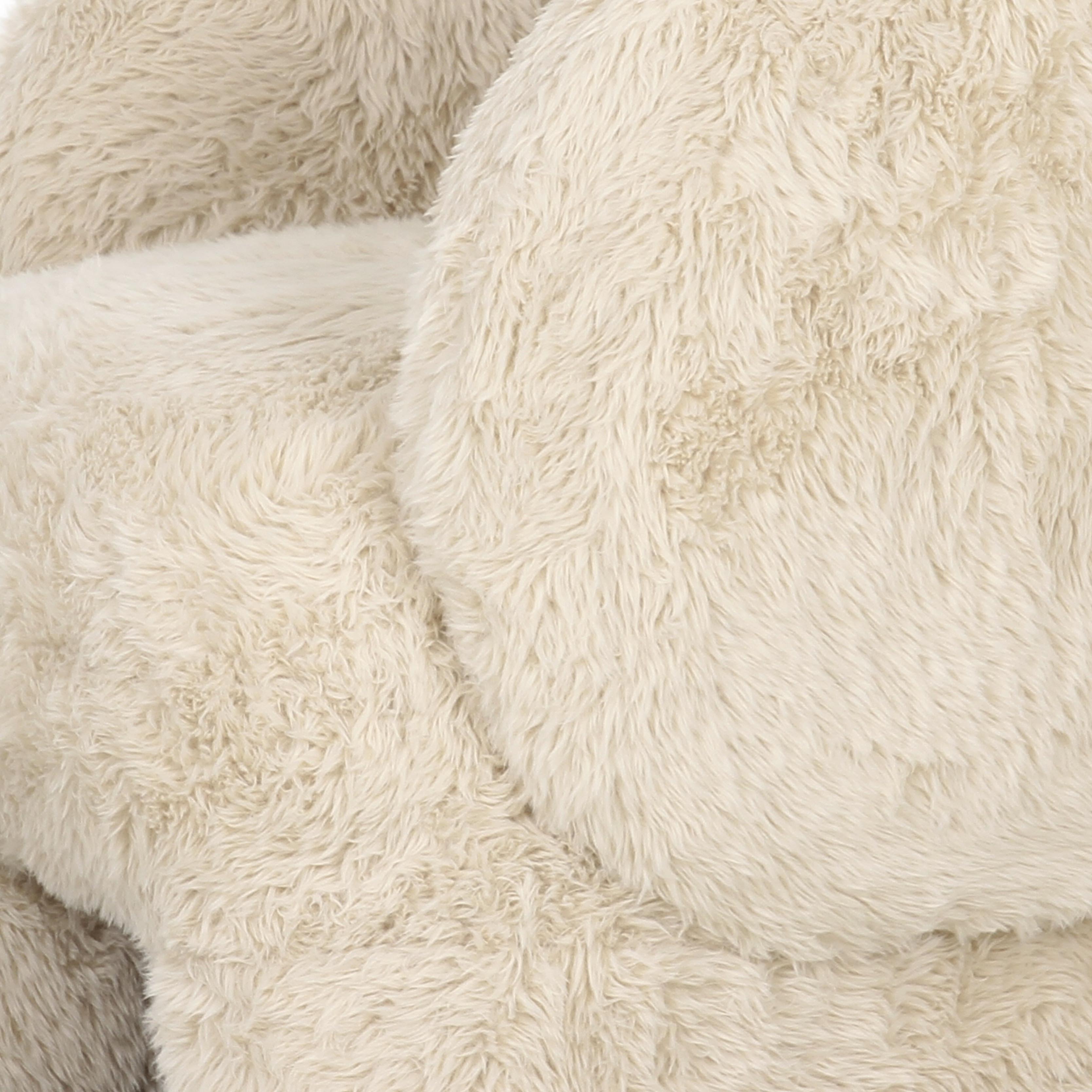 yori もふもふリボンティペット【2022AW】 ヨリ Kiki Contract-Grade Vegan Shearling Accent Chair | TOV Furniture