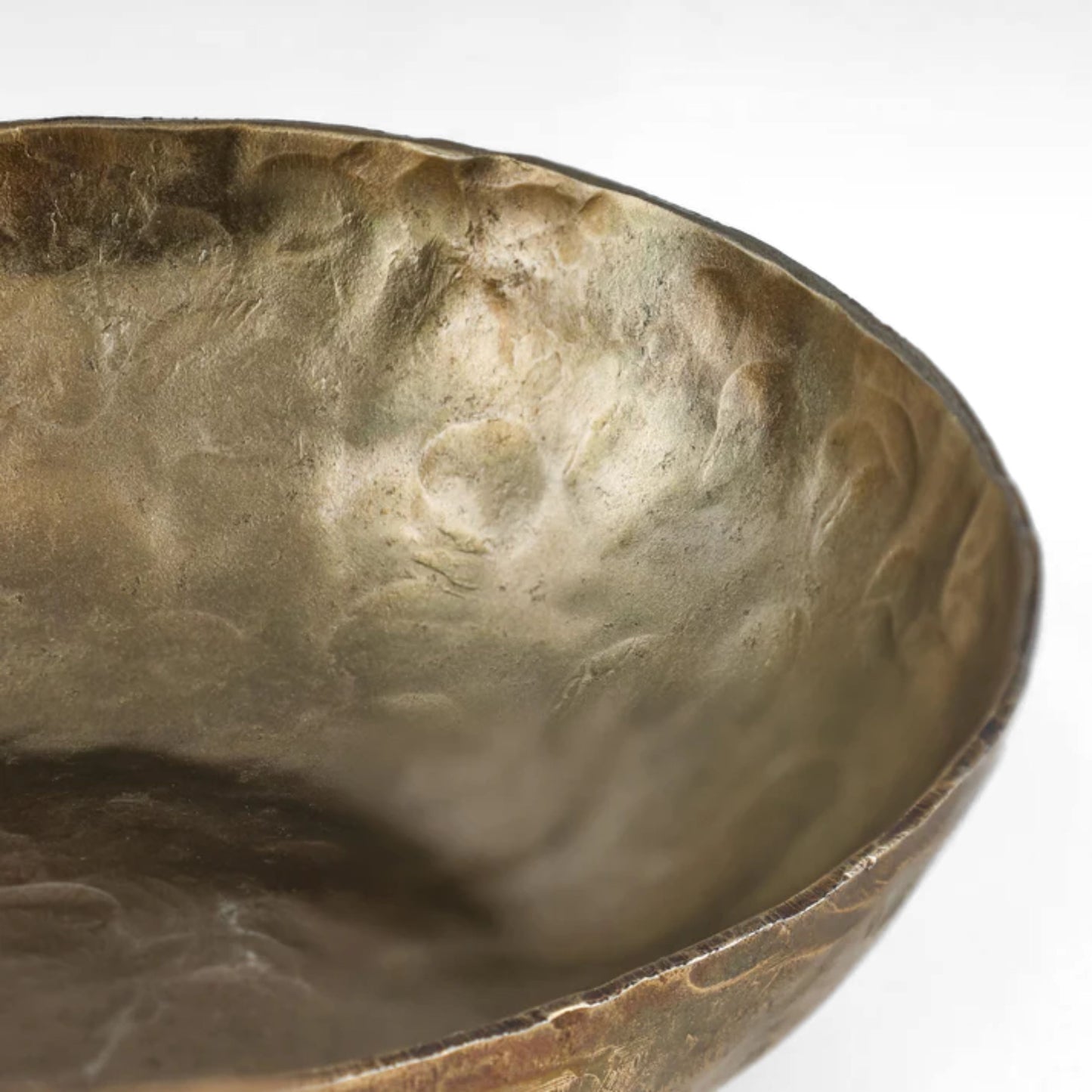 Shah Antique Brass Hammered Iron Catchall Round Bowls - Set of 3 - Image 5