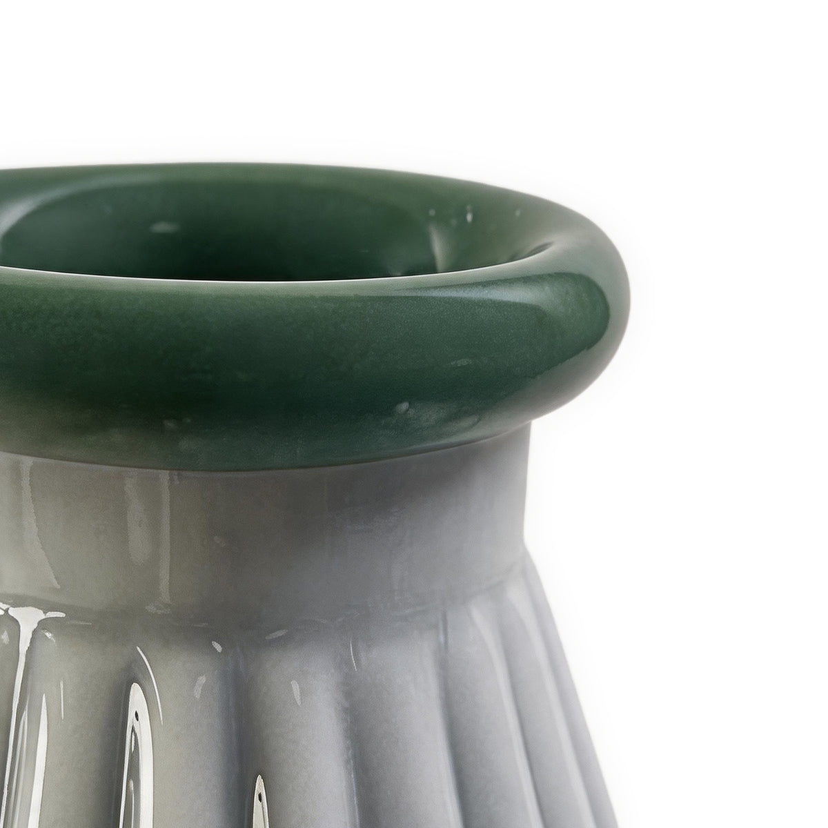 Shell Seafoam Green Glass Vase - Image 2