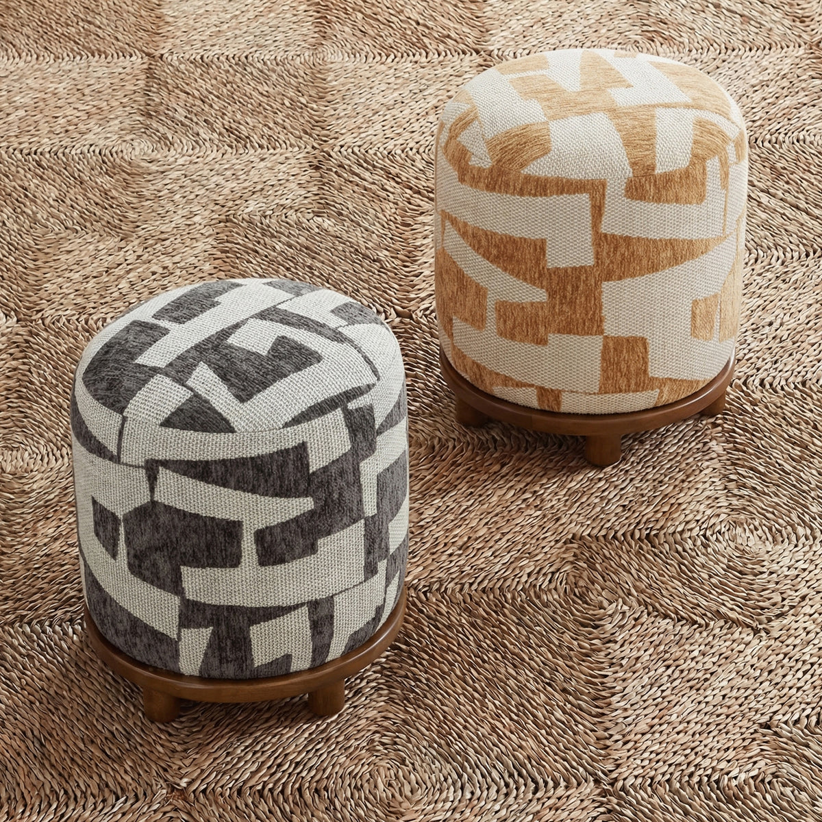 Bisou Performance Jacquard Ottoman - Curry - Image 2